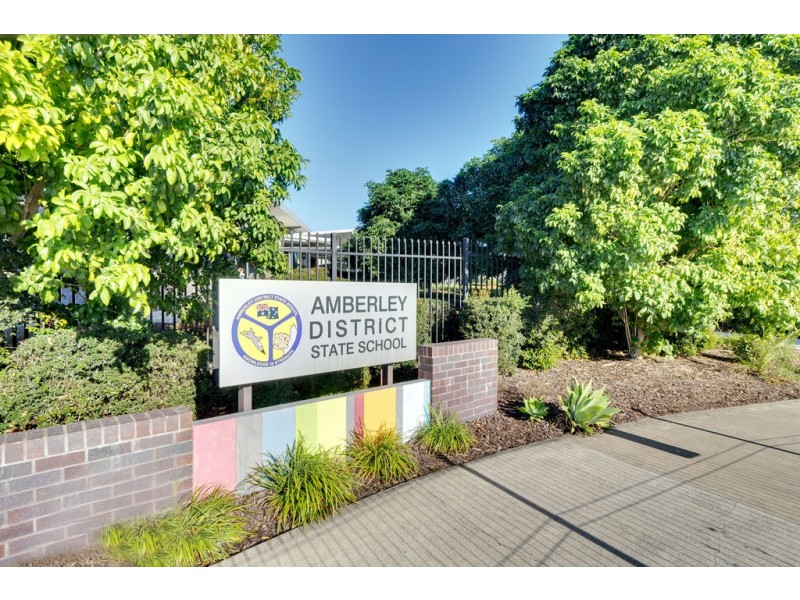 94 Equestrian Drive, Yamanto QLD 4305