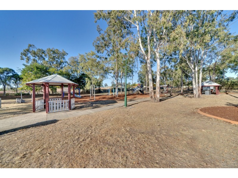 94 Equestrian Drive, Yamanto QLD 4305