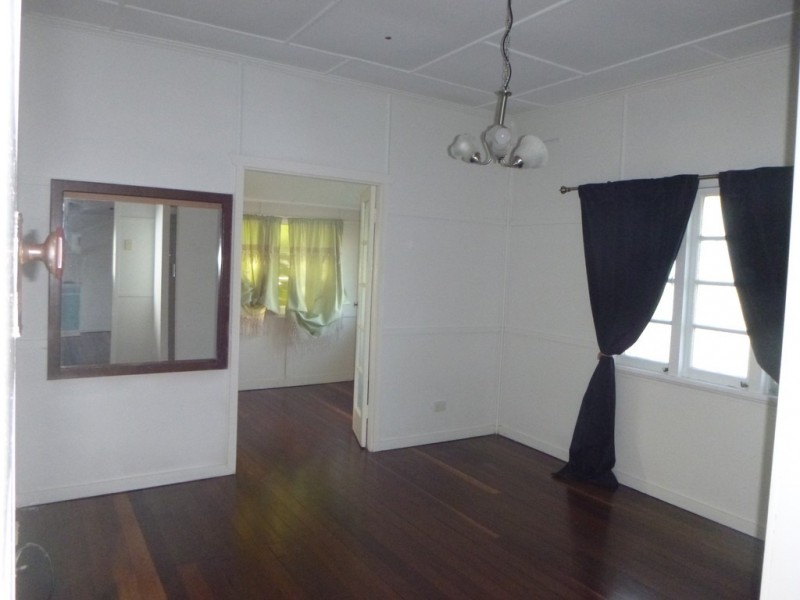 31 Park Street, Lowood QLD 4311