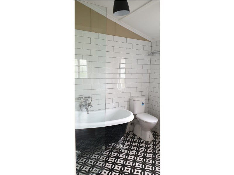 31 Park Street, Lowood QLD 4311