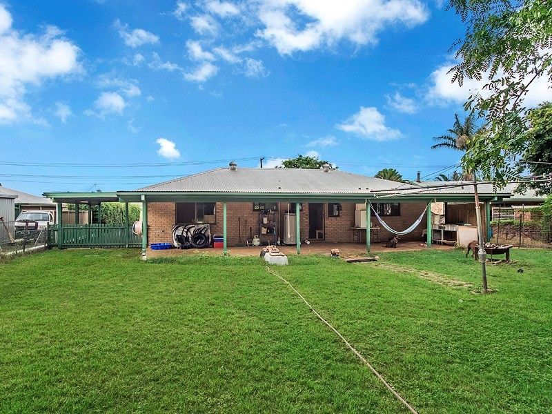 43 Fassifern Street, Peak Crossing QLD 4306