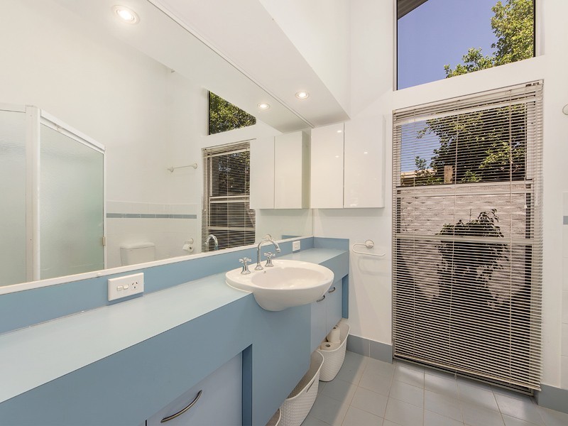 24 Church Road, Bellbowrie QLD 4070