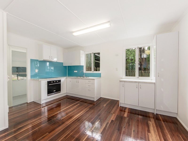 24 Greenway Street, Churchill QLD 4305