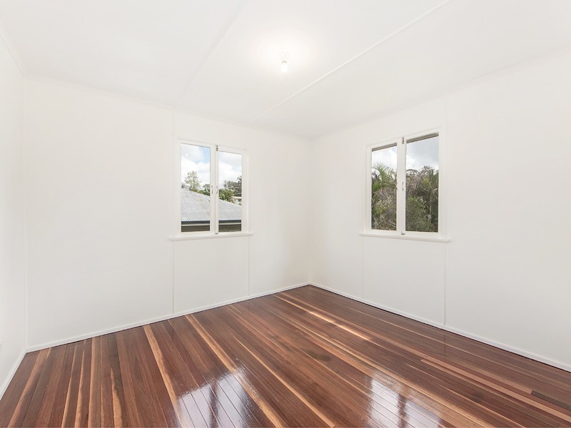 24 Greenway Street, Churchill QLD 4305