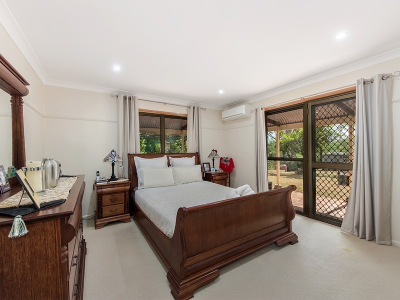 1 Tallarook Crt, Karana Downs QLD 4306