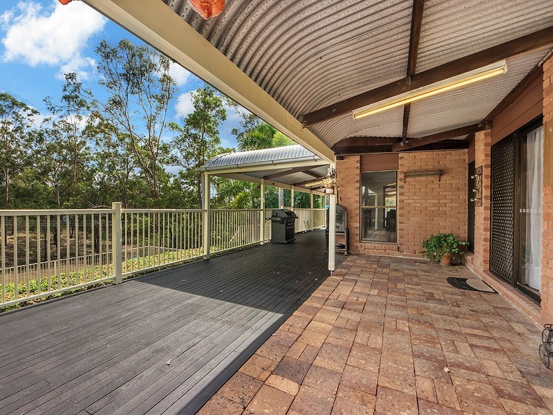 1 Tallarook Crt, Karana Downs QLD 4306