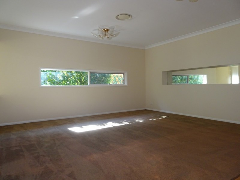 129 Beaufort Crescent, Moggill QLD 4070