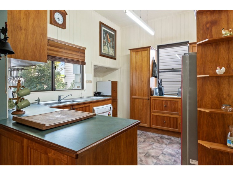 35 Jackson St, Clayfield QLD 4011