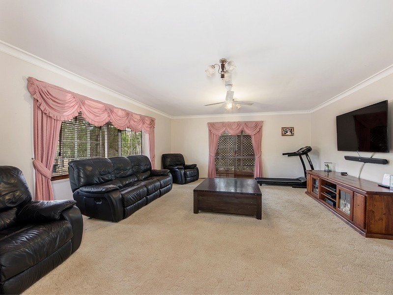 177 Binnies Road, Ripley QLD 4306