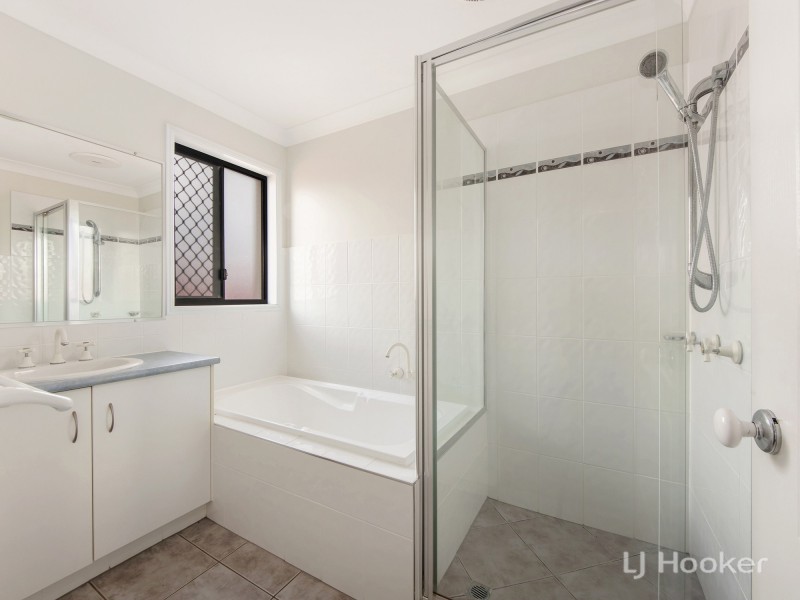 11 Katrina Way, Raceview QLD 4305