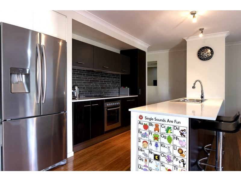 12 McGrath Court, Moggill QLD 4070