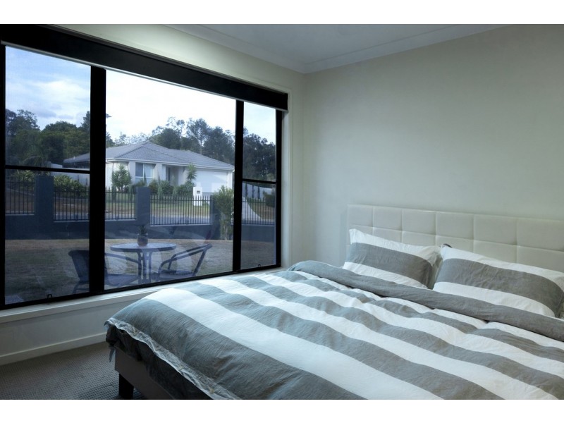 12 McGrath Court, Moggill QLD 4070