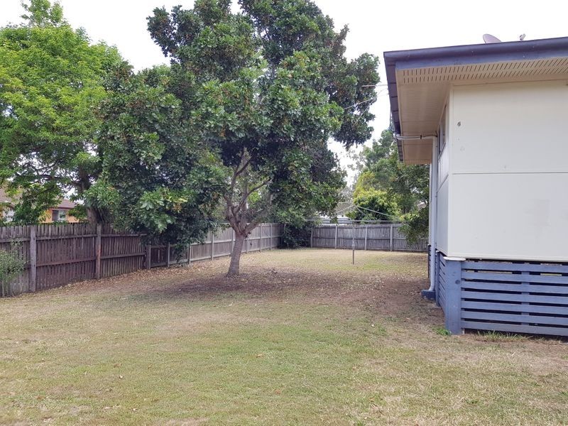 38 Sturt St, Leichhardt QLD 4305