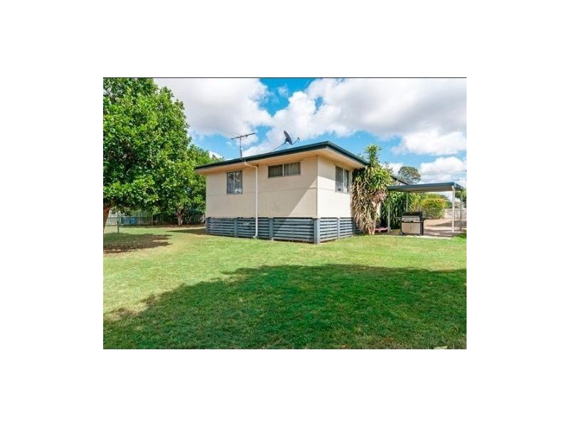 38 Sturt St, Leichhardt QLD 4305