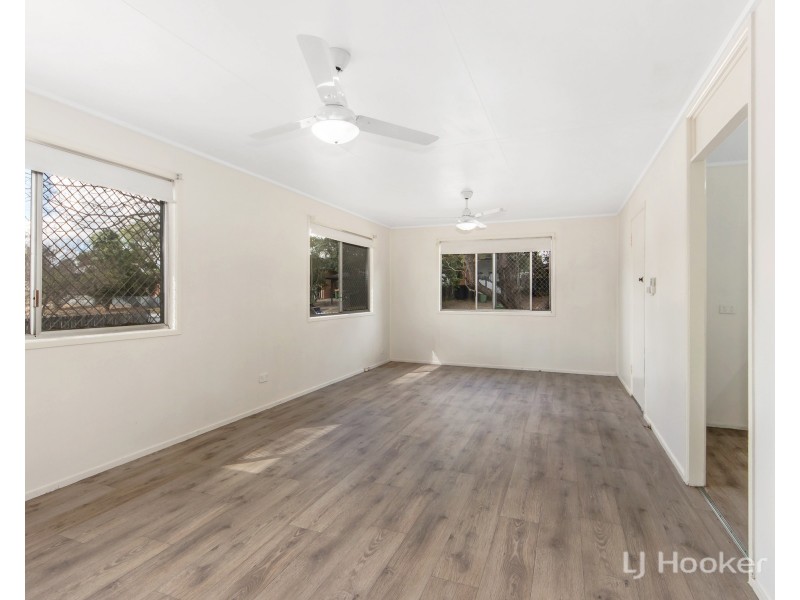 27 Bannerman Street, Riverview QLD 4303