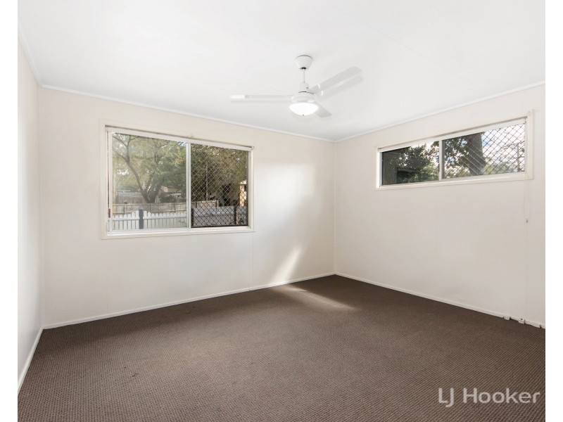 27 Bannerman Street, Riverview QLD 4303