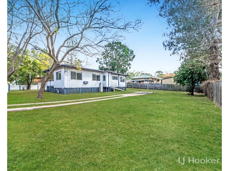 27 Bannerman Street, Riverview QLD 4303