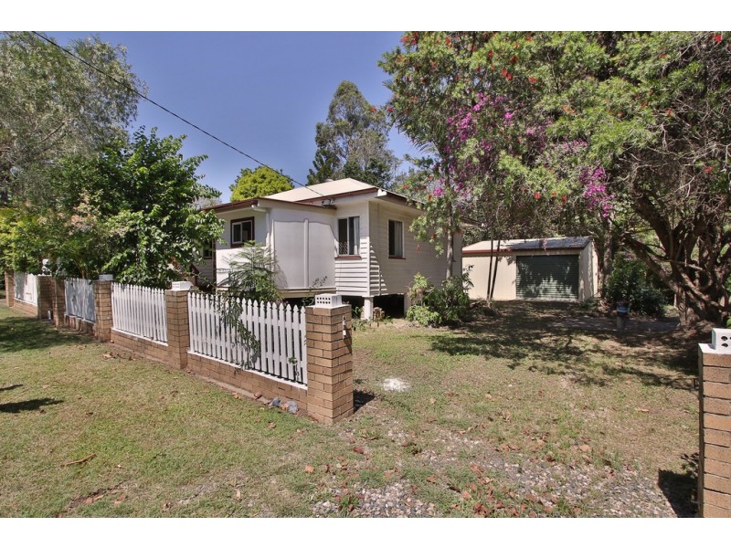 8 Barker Street, Ipswich QLD 4305