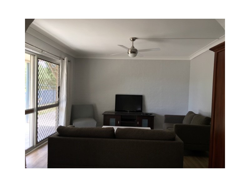 11 Rapur Street, Raceview QLD 4305