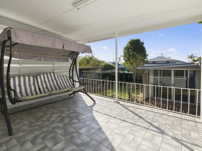 2A Sinclair Street, Newtown QLD 4305