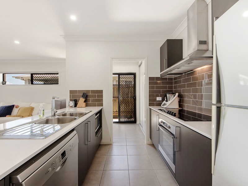 63 Nevis Road, Ripley QLD 4306