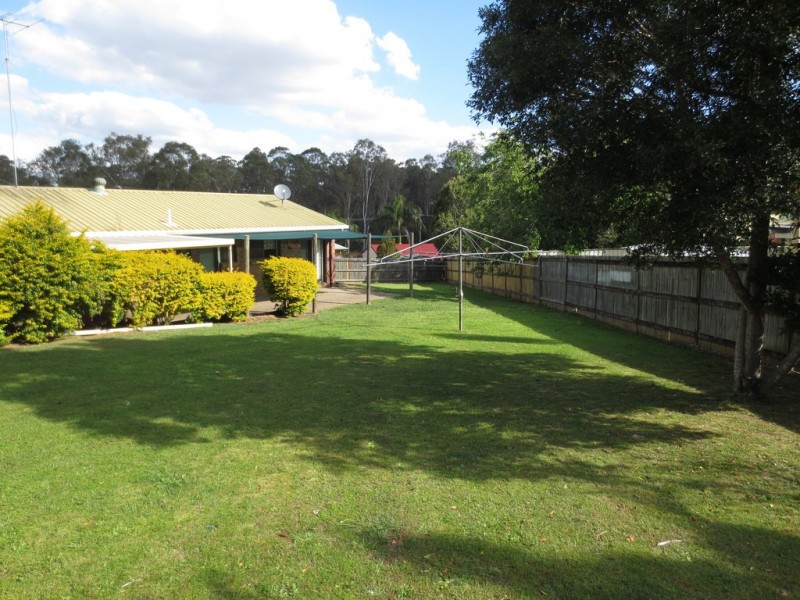 4 Carlson Court, Brassall QLD 4305