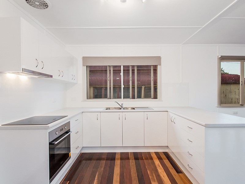 92 Woodend Road, Woodend QLD 4305