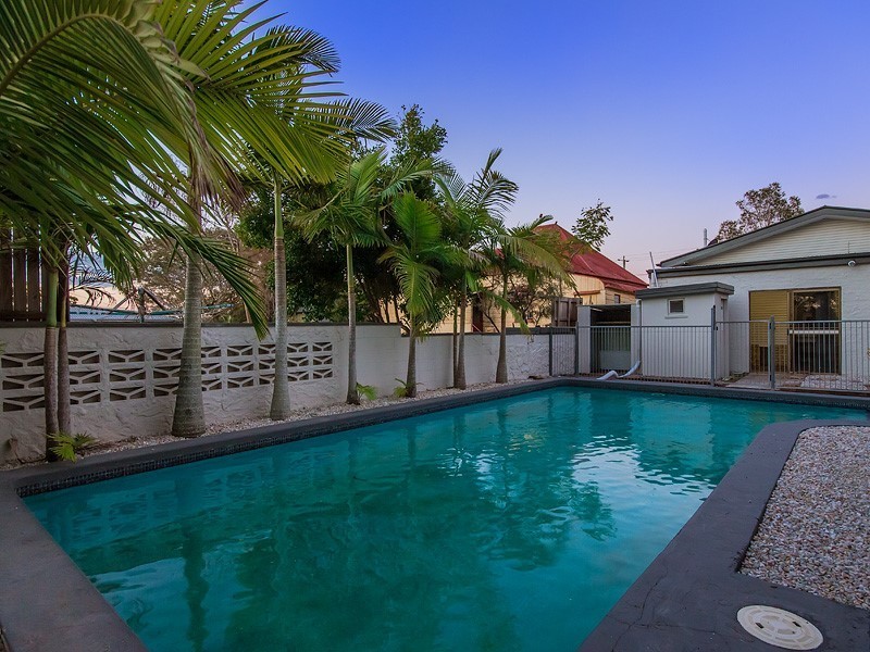 92 Woodend Road, Woodend QLD 4305