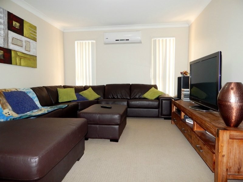 14 BAYSTONE PLACE, Raceview QLD 4305