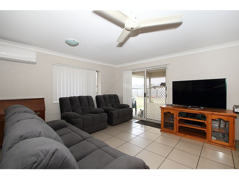 4 Baystone Pl, Raceview QLD 4305