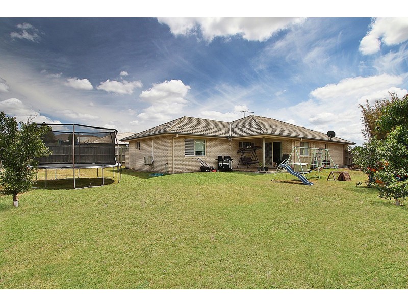 4 Baystone Pl, Raceview QLD 4305
