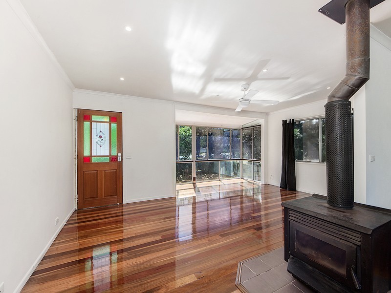 50 Symes St, Grandchester QLD 4340