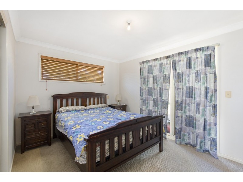 34 Jonquil Circuit, Flinders View QLD 4305