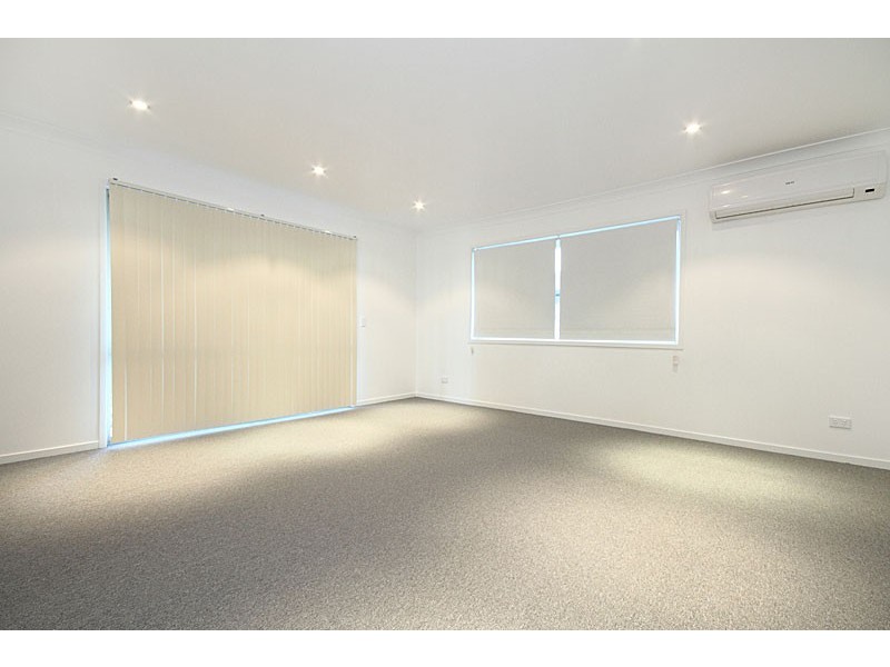 11 Cox Crescent, Goodna QLD 4300
