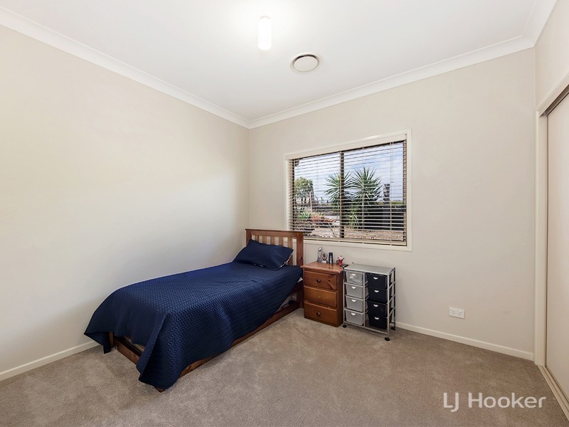 6 THOMPSON CRT, Kensington Grove QLD 4341