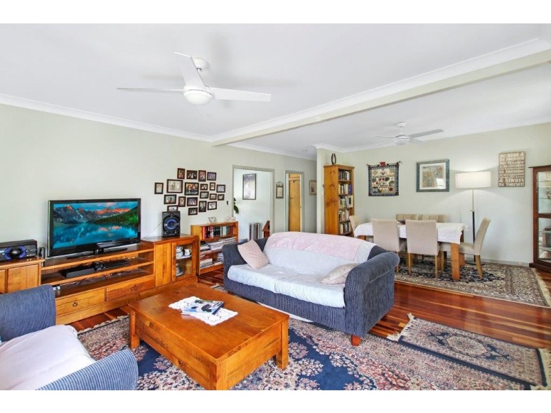 23 Pommer Street, Brassall QLD 4305