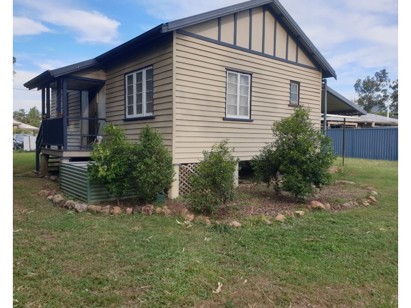 18 Macaulay Street, Fernvale QLD 4306