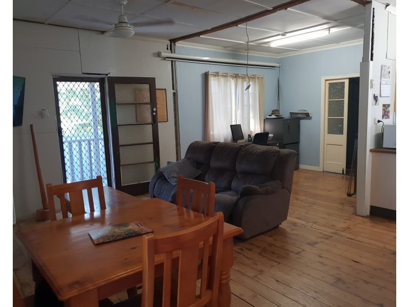 18 Macaulay Street, Fernvale QLD 4306
