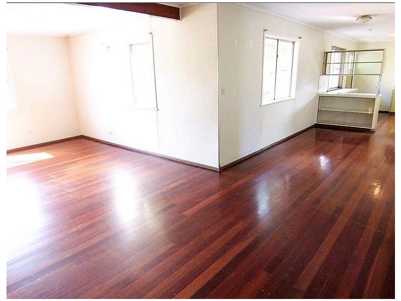 1a Lion Street, Ipswich QLD 4305