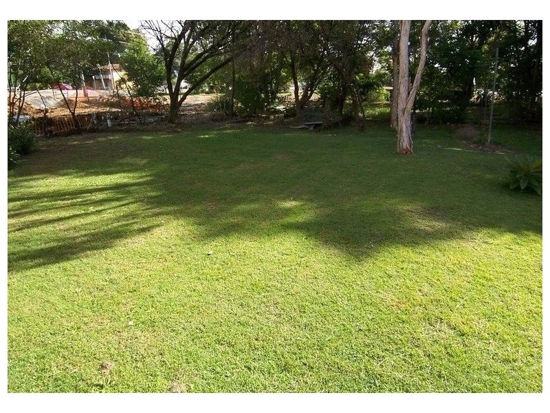 1a Lion Street, Ipswich QLD 4305