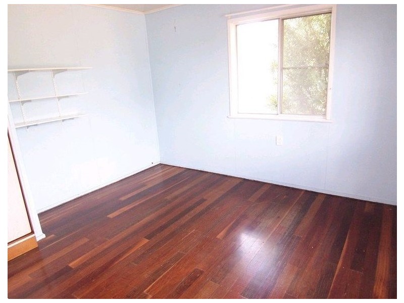1a Lion Street, Ipswich QLD 4305