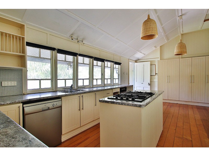 19 Salisbury Road, Ipswich QLD 4305