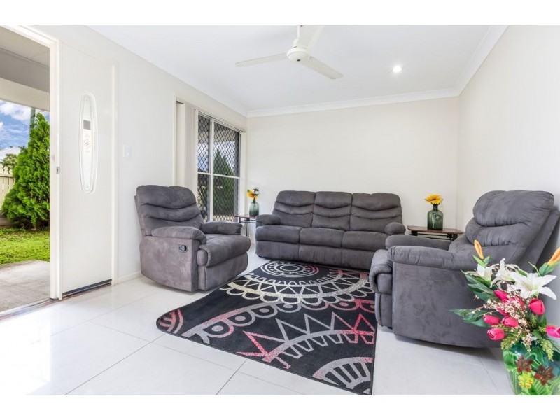 32 Whitehill Road, Eastern Heights QLD 4305