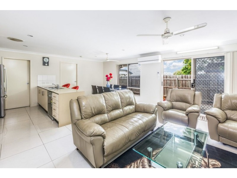 32 Whitehill Road, Eastern Heights QLD 4305