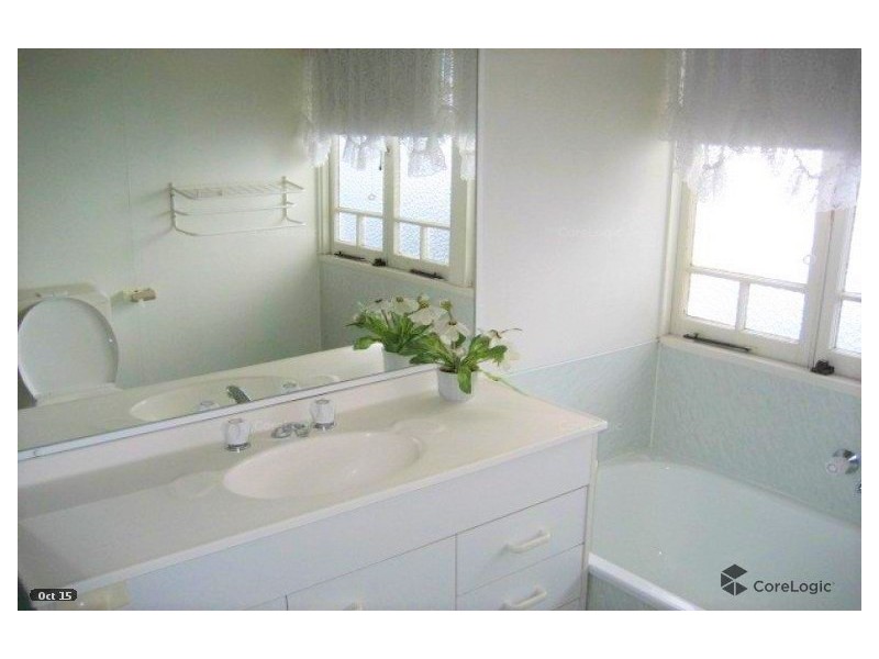 23 Moffatt Street, Ipswich QLD 4305