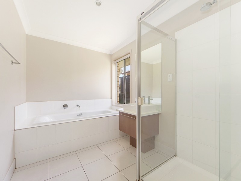 14 Willowood Place, Fernvale QLD 4306