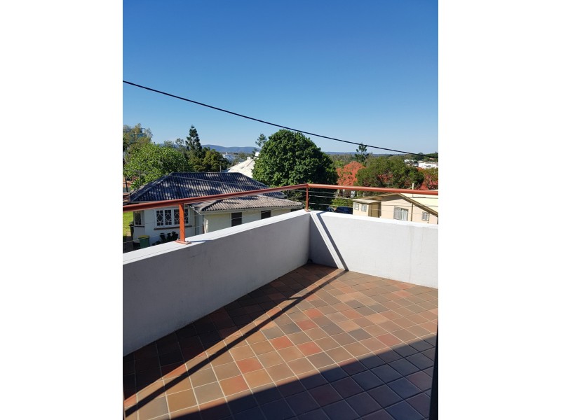 3/3 Court Street, Ipswich QLD 4305