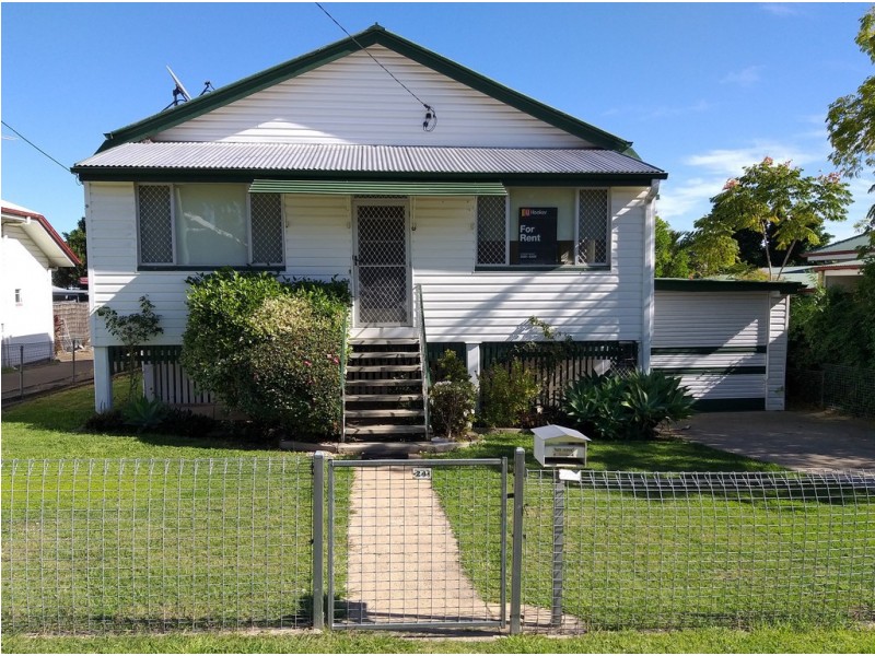 24 Barrett Street, East Ipswich QLD 4305