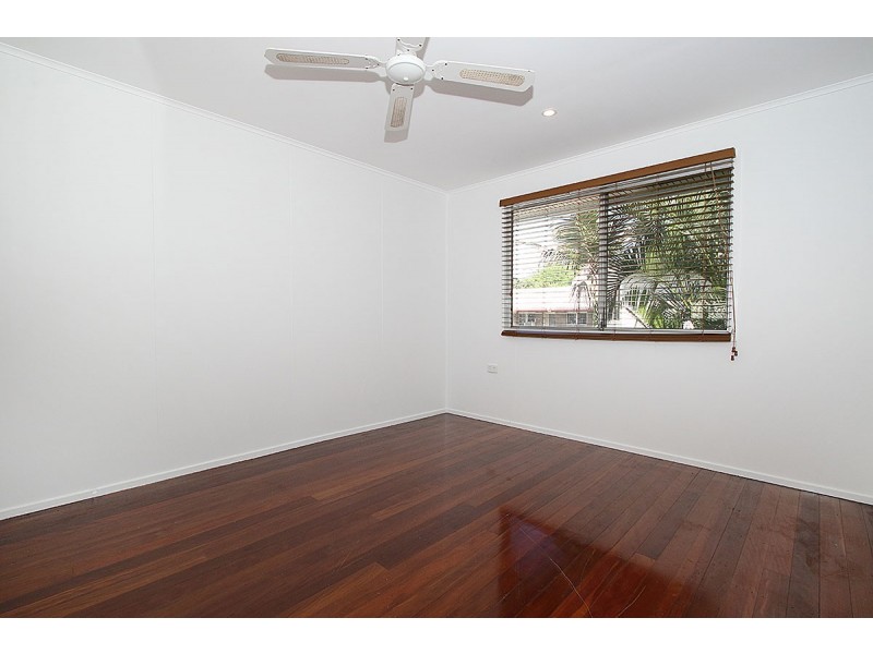 12 Stephen Crescent, Goodna QLD 4300