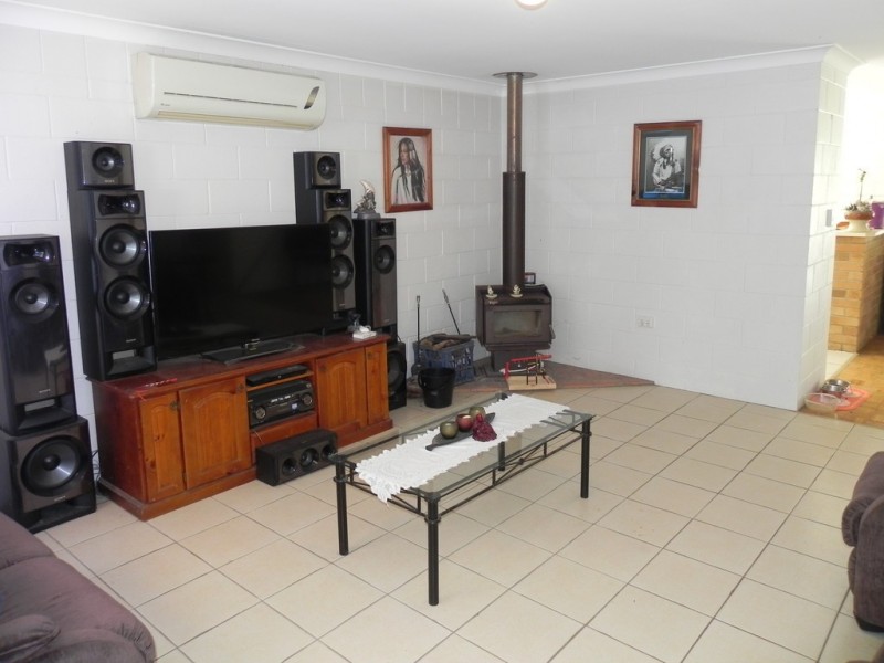 39 LAKE STREET, Atkinsons Dam QLD 4311